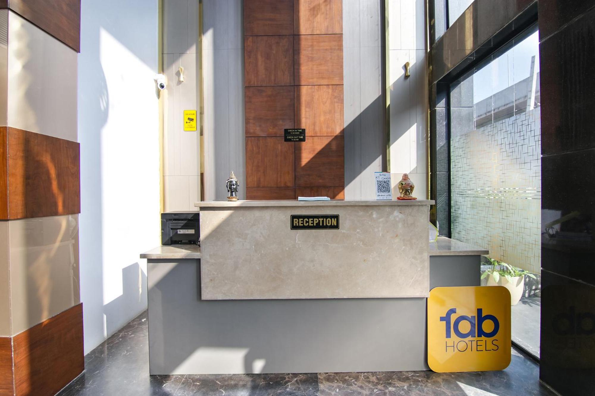 Fabhotel Prime K9 Crown Ludhiana Exterior foto